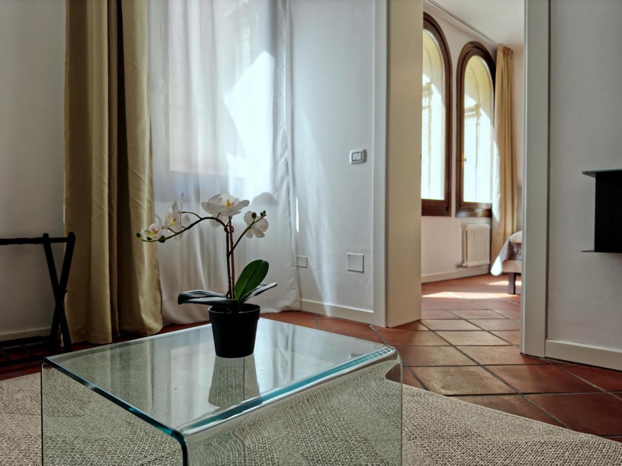 Apartment Ponte Degli Angeli Modern And Apartment!